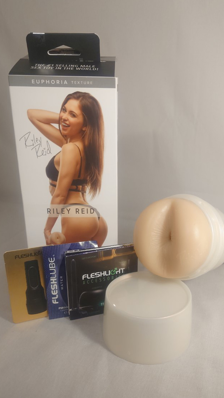 Riley Reid Image 1
